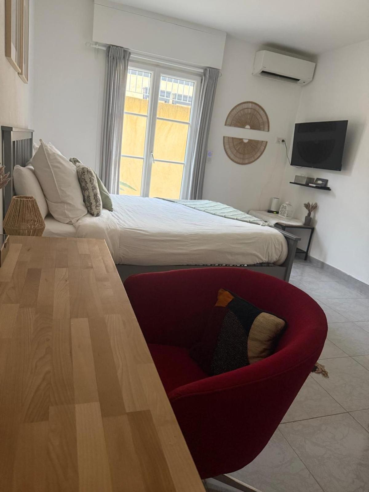 Detente Bas De Villa Jacuzzi, Piscine A 15 Min De Nice Carros Exteriör bild